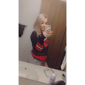 Meet your Posher, Cynthia